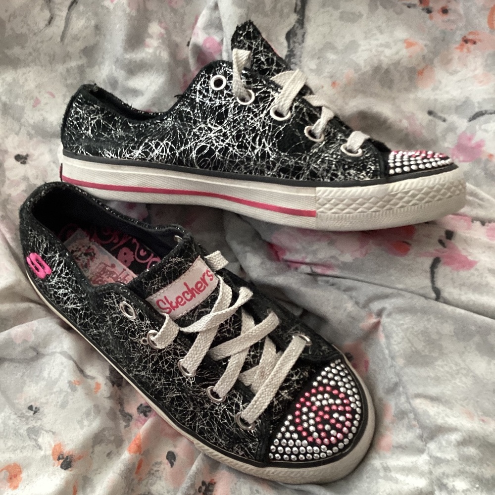Girl’s Skechers Twinkle Toes Sneakers Size 2.5 Peace Sign Black White Pink READ